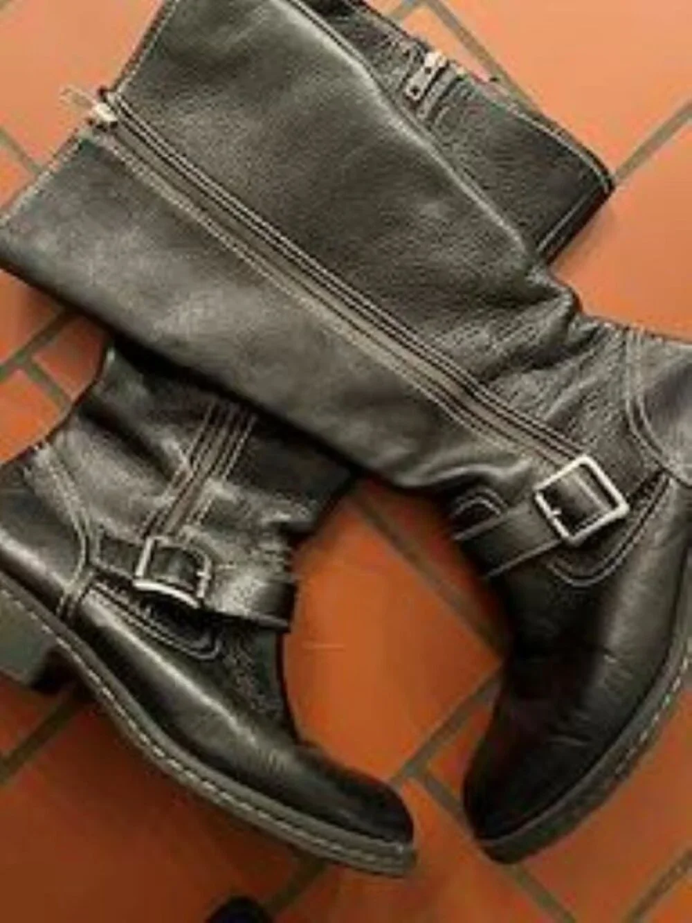 Comfortiva Black Leather Riding Boots Women’s Side Zip Buckle Sz 10 Wide